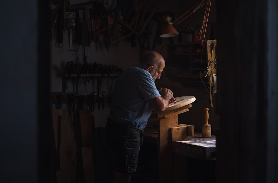 Choosing the Right Millwork Contractor for Your Project